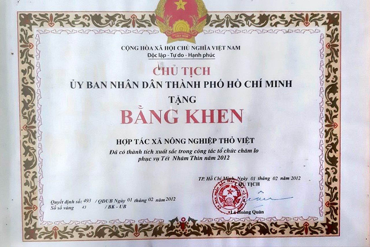 Certificate of Commendation for the Cooperative for Outstanding Achievements in Organizing and Caring for the Tet Celebration of the Year of the Dragon 2012
